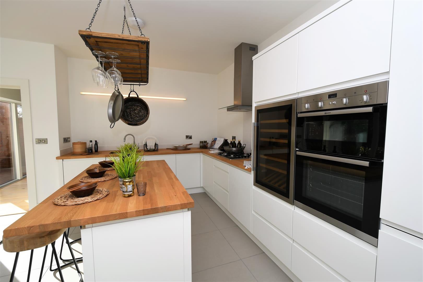 SAMPLE KITCHEN PHOTO